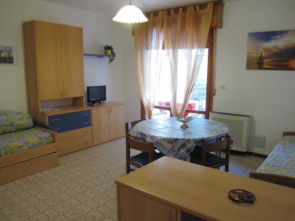 Argea Apartment Grado Exterior photo